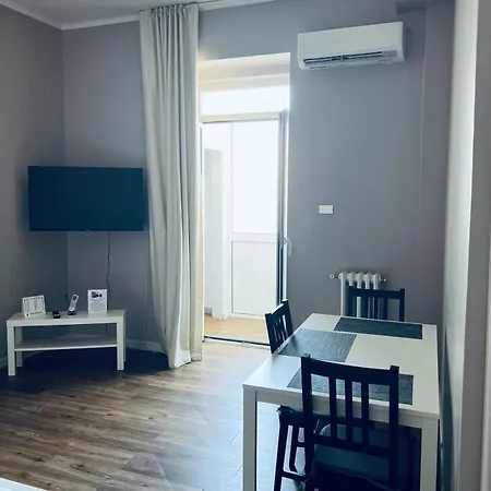 Central Station - Moro 33 Daire Bari