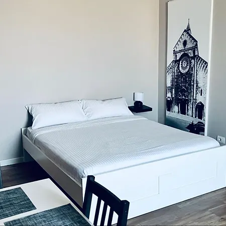 Central Station - Moro 33 Bari